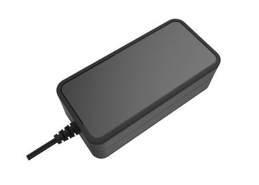 kopen 36 W de Adapter van de de Omschakelingsmacht van de 12 Voltdesktop met Universele Veiligheid Cerificates online manufacture
