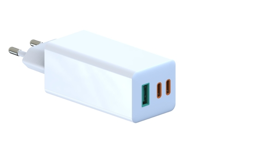 kopen PC 94 V0 PD Power Adapter 20-120w Universele veiligheidscertificaten voor het verwijderen van formaldehyde geuren online manufacture