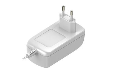 Goede prijs. De EU-de Muur van de Stop12v 36W AC Omschakeling zet Adapter Universeel in Zwarte Kleur op online