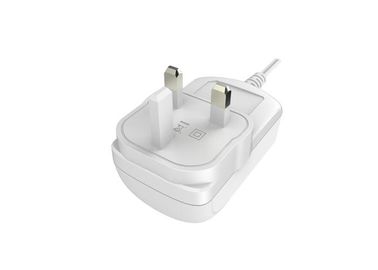 Goede prijs. De witte van de Britse de Adaptermuur Stop2a Ac Gelijkstroom 12v Macht zet met de Goedkeuring van Ce op GS LVD online