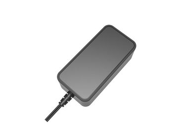 Goede prijs. 24 watts de Omschakelingsvoeding van de 12 Voltdesktop met Universele Veiligheid Cerificates online