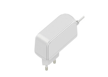 Goede prijs. 600ma de witte de Adapter Universele Muur van 12V AC gelijkstroom zet voor Telefoon het Laden op online