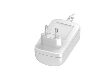 Goede prijs. De universele Stop 24V 1.5A/de Muur van 12V 3A zet Machtsadapter met de Certificaten van Ce op PSE online