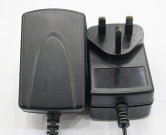 Goede prijs. 18W / 24W/van de de Reismacht van 36W Universele Adapter 5 - het Wit/de Zwarte van 15V online